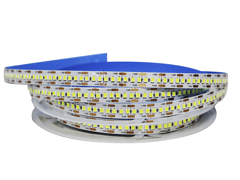 FITA LED 20W 240LEDS/M 5M 12V IP20 4000K