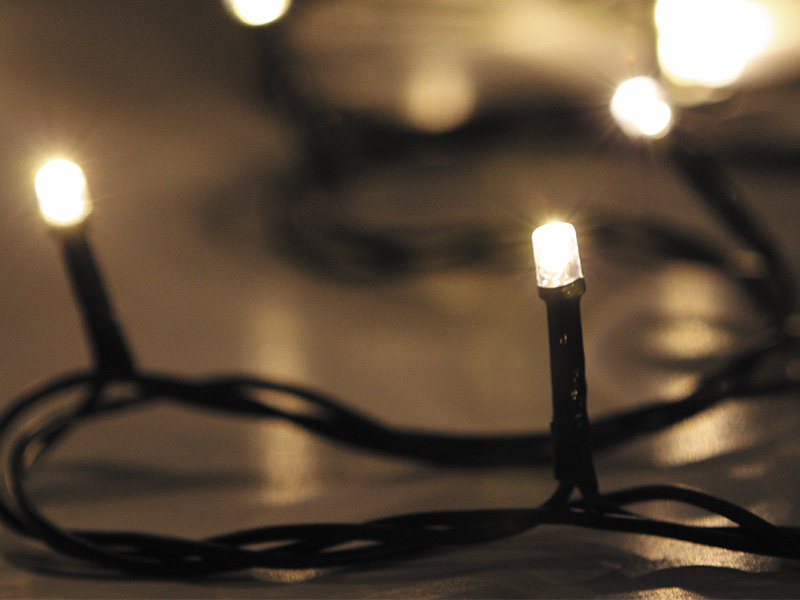 CORDÃO LUM 96 LEDS 8F ISOL VD 220V 3000K