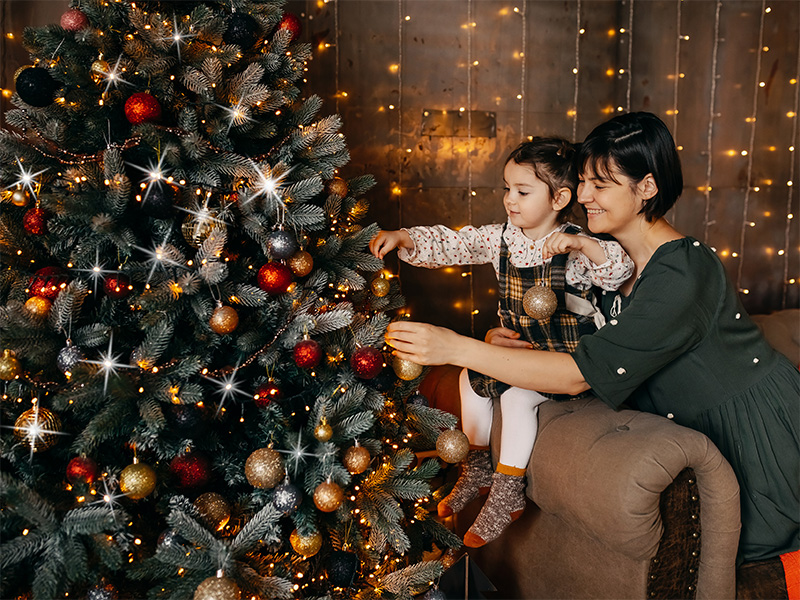 CORDÃO LUMINOSO TASCHIBRA 200 LED ESTÁTICO COM LED FLASH 220V ISOL VD 3000K